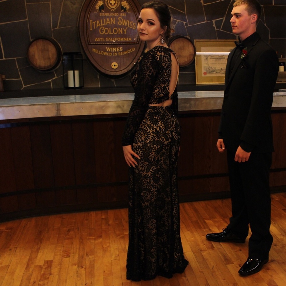 Black Lace Two Piece Dress - Picture 1 of 4